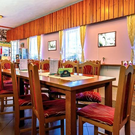 Hotel Dzban Jindrichov Экстерьер фото