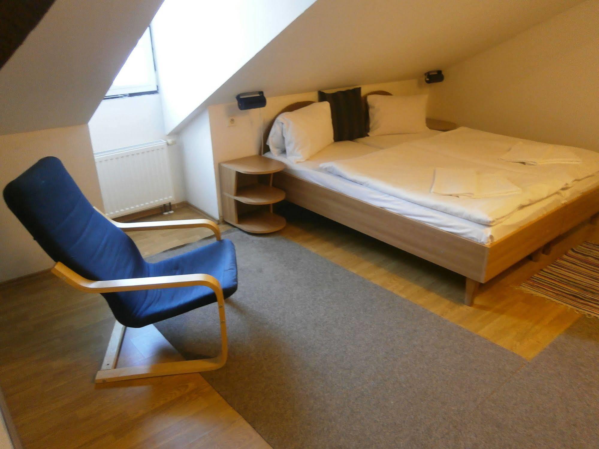 Hotel Dzban Jindrichov Экстерьер фото