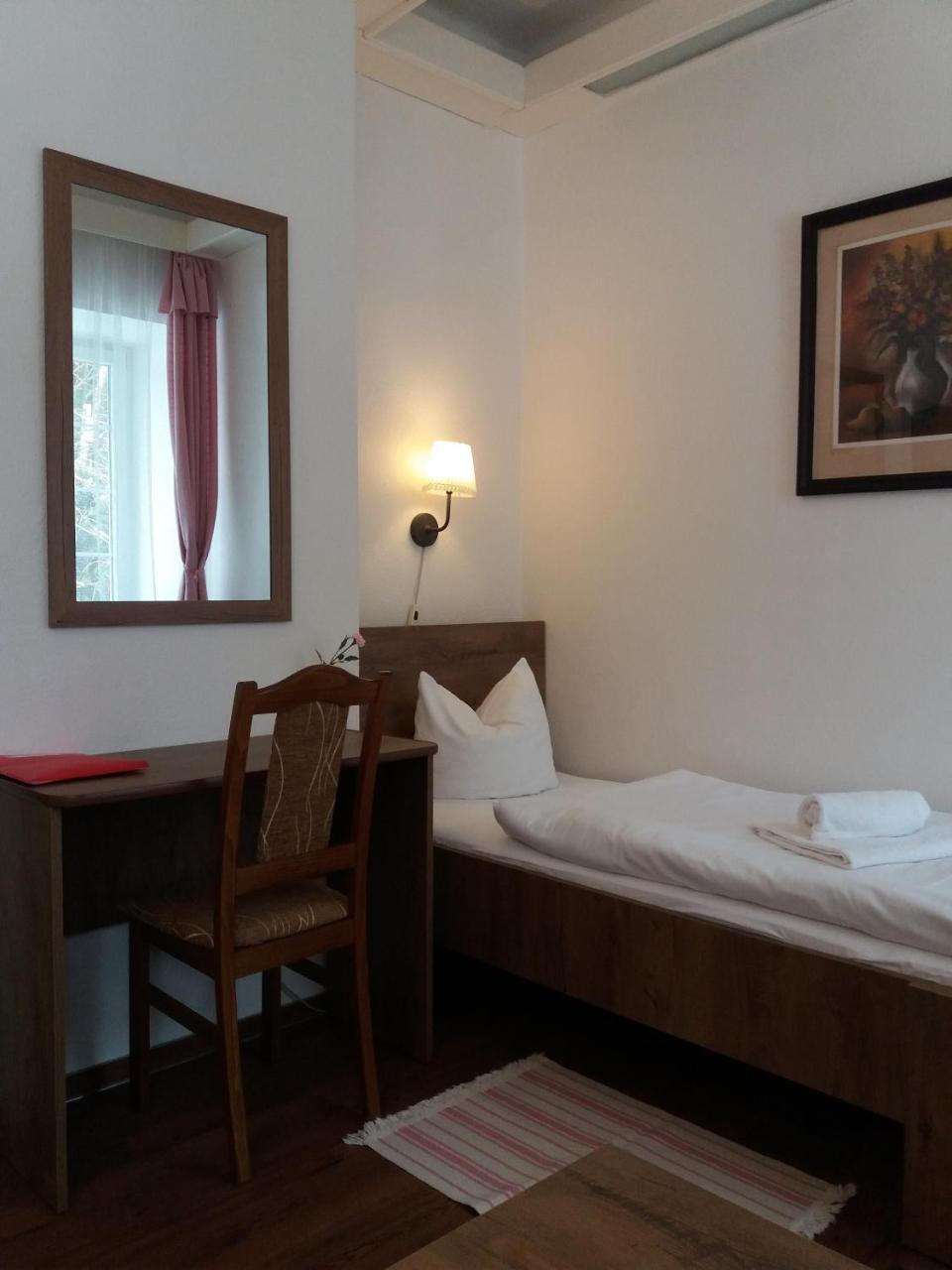 Hotel Dzban Jindrichov Экстерьер фото