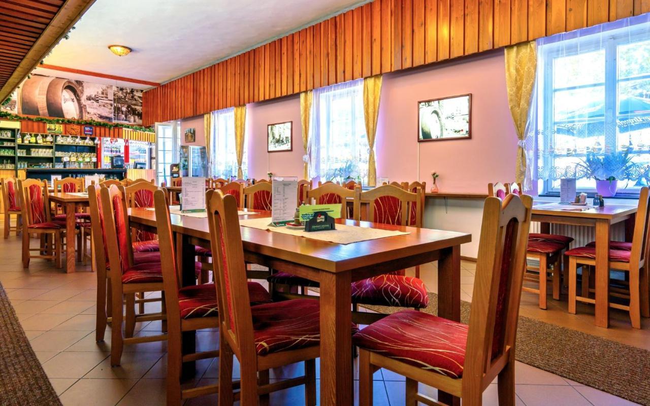 Hotel Dzban Jindrichov Экстерьер фото