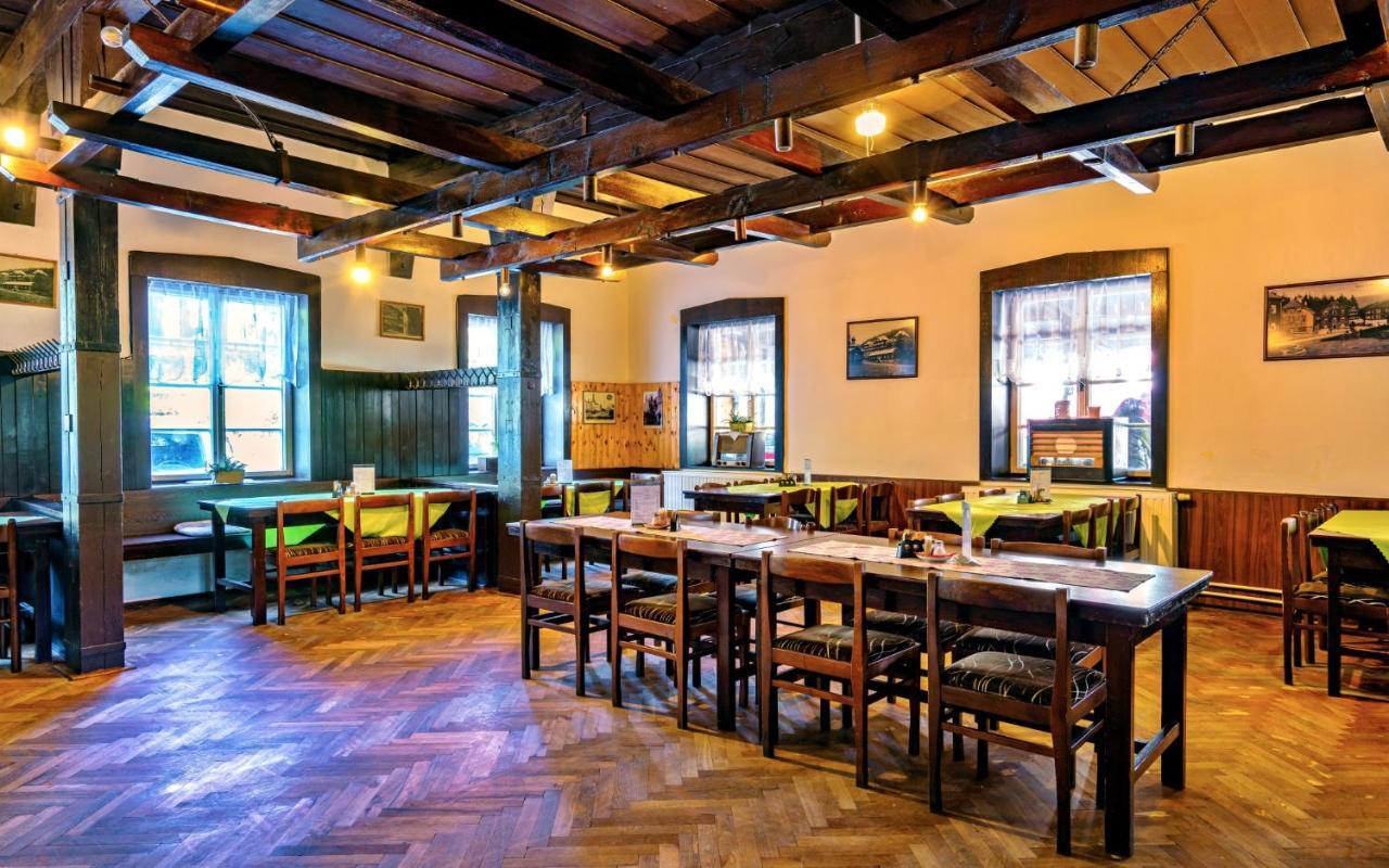 Hotel Dzban Jindrichov Экстерьер фото